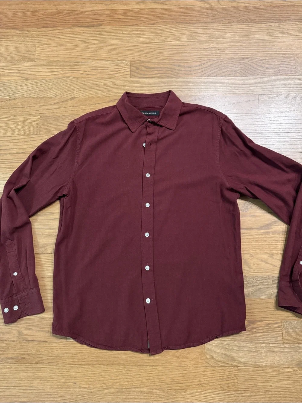 Banana Republic versatile burgundy